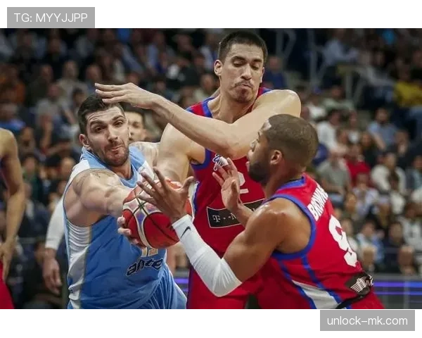 乌拉圭队明星球员状态回暖，全力助球队备战世界杯